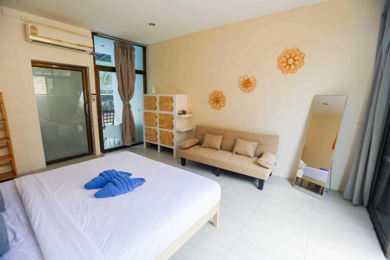 Phangan Padel Club Hotell Baan Tai Exteriör bild