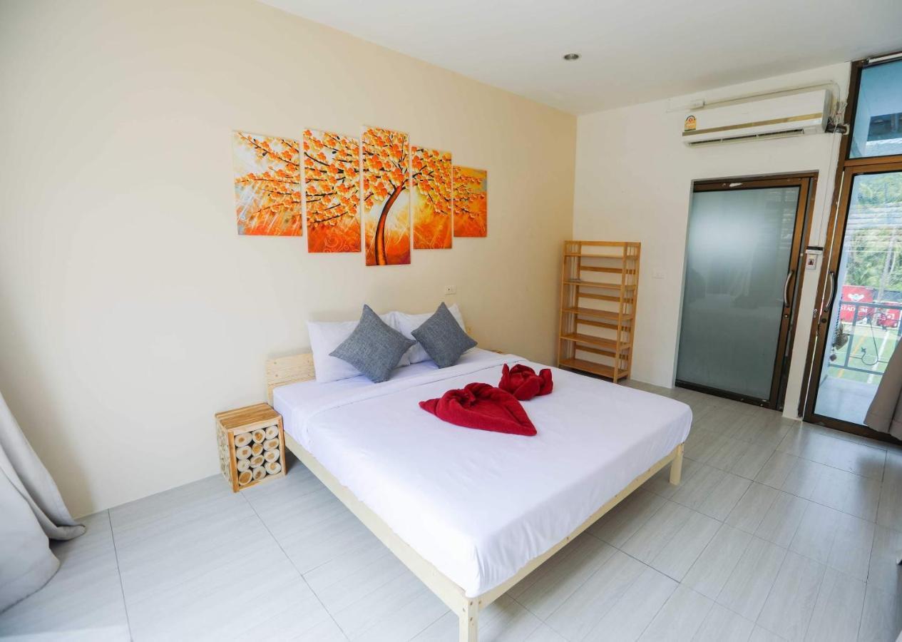 Phangan Padel Club Hotell Baan Tai Exteriör bild